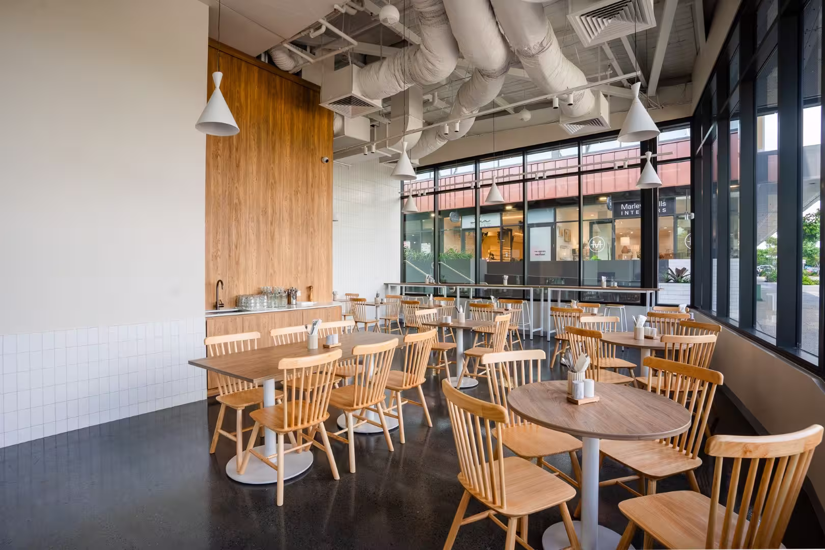 Ippin Dining Hospitality Fitout