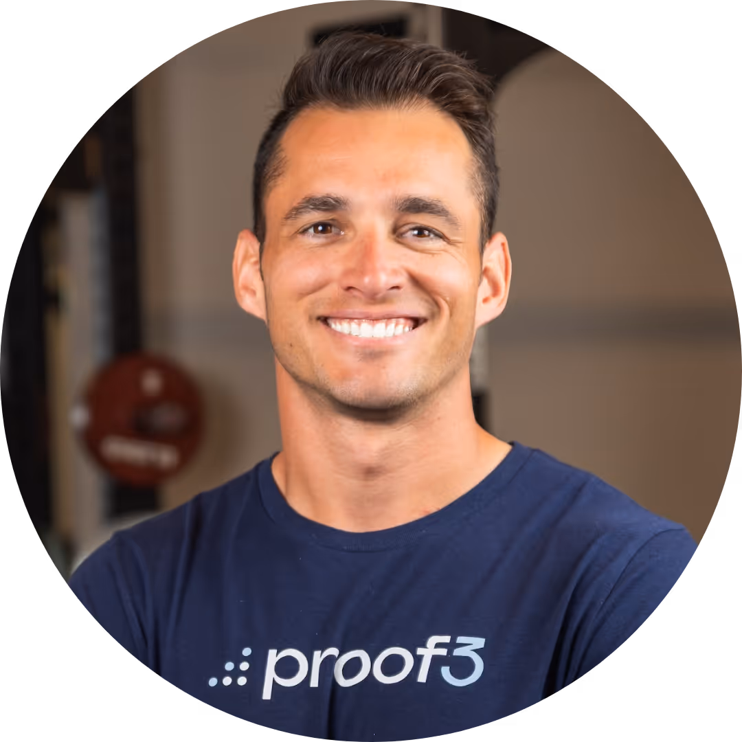 This is a circular, and fully zoomed, bio icon photo for proof3 coaching coach, Sam Smith