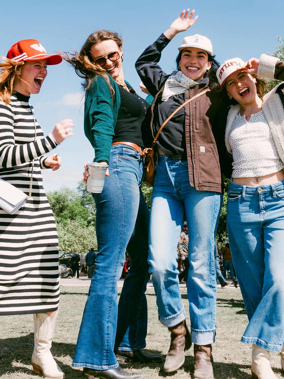 two girls country festival