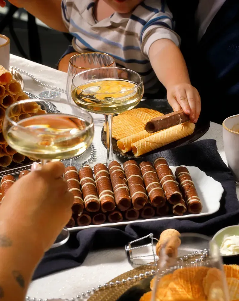 Feestelijke tafel met Vegter's Rolletjes