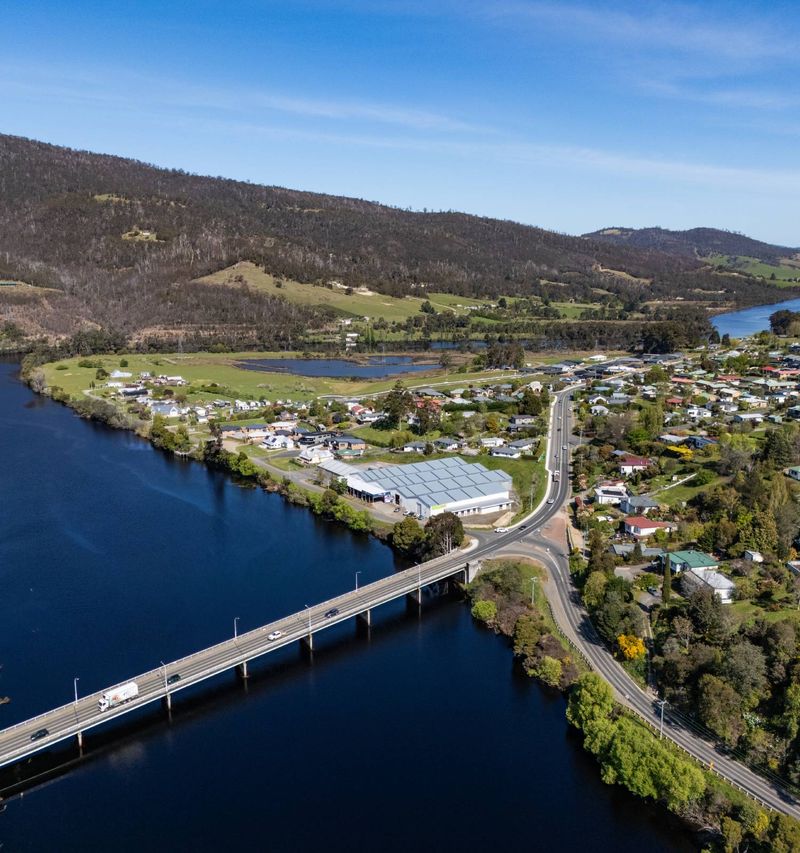 builders huon valley