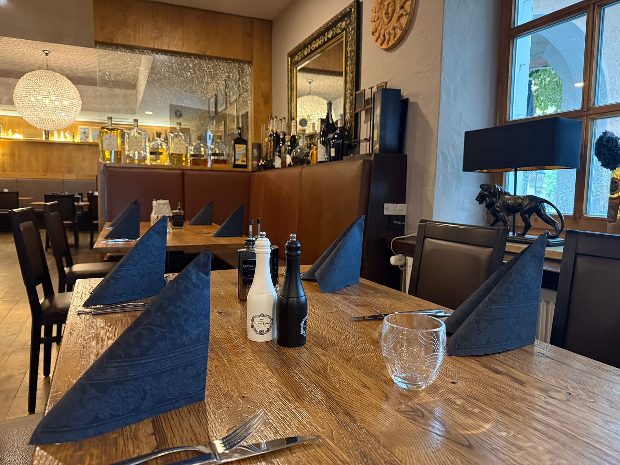Trattoria Crudo - Ehrlich Italienisch 