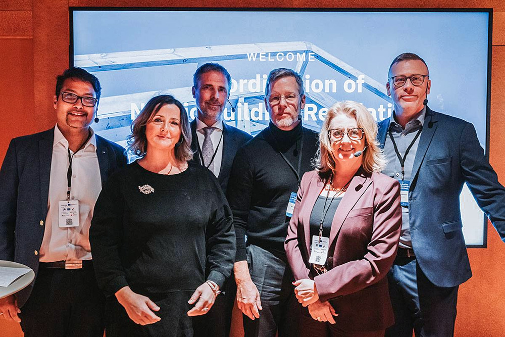 Nordisk Ministerråd arrangerte seminar om harmonisering av nordiske byggeregler, 27.10.25, hvor blant andre Daniel Siraj (Obos), Magnus K. Persson (Skanska), Jimmy Bengtsson (Veidekke) Cathrine Holgersson (Sveriges Allmännytta) og Erik Söderholm (Inwoco) utdypte utfordringesbildet med grensehindringer i byggemarkedet. Foto: Svinesundskomiteen