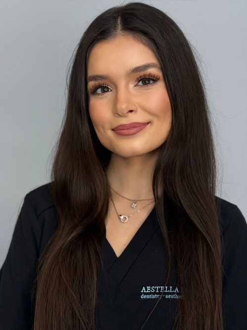 Dr. Moldoványi Mercédesz