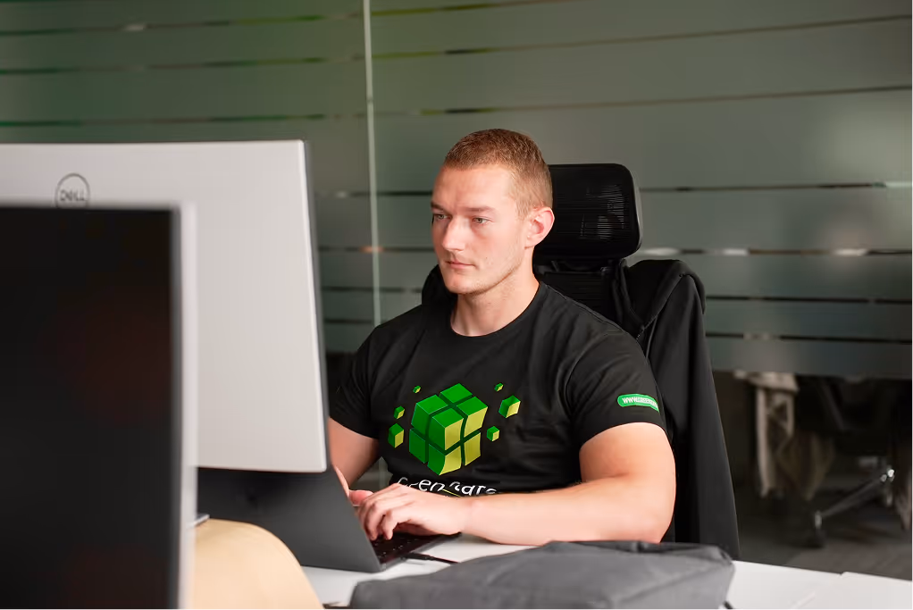 Frontend programmer working