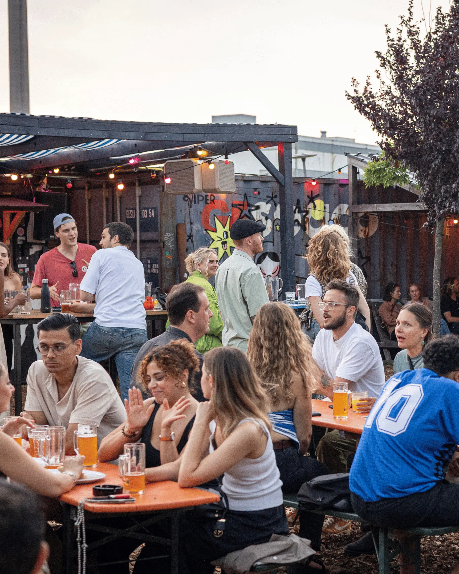 Keilecafe in het M4H gebied Rotterdam, buitenlocatie voor borrels en bedrijfsfestivals