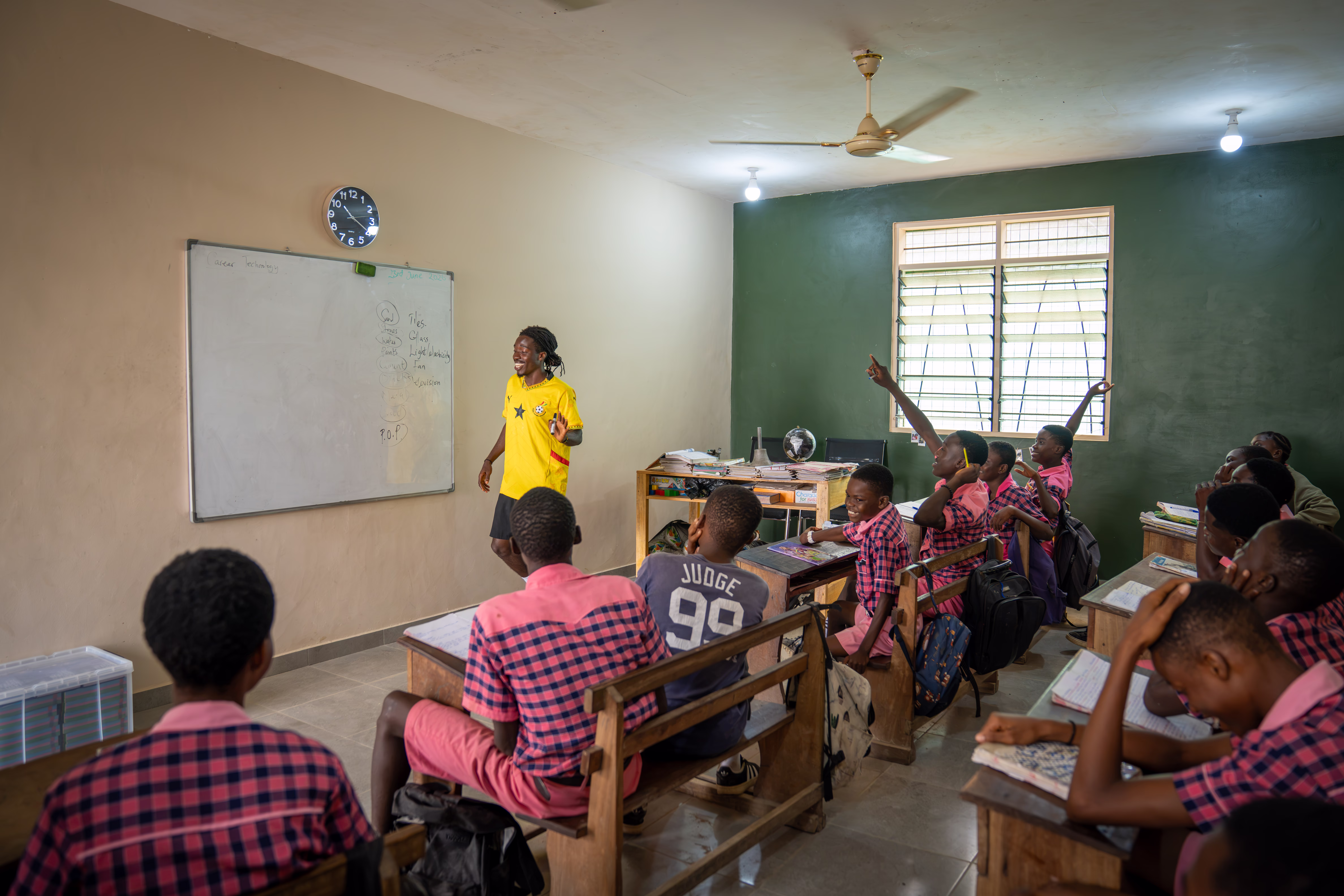 Yacht crew using their skills where it matters most, giving back and rebuilding a school.