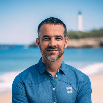 Photo d'Eric Morbo, Directeur Général de Surfrider Foundation Europe