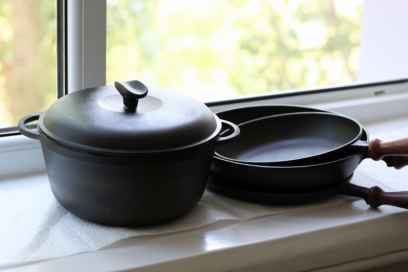 cast iron pans 
