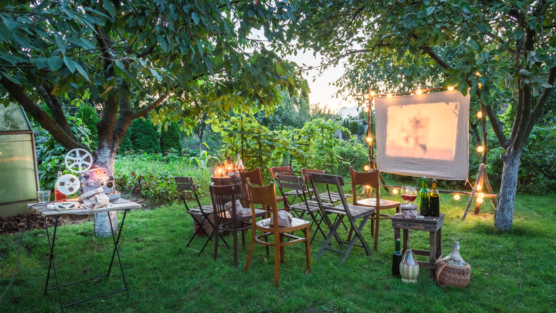 outdoor movie night 