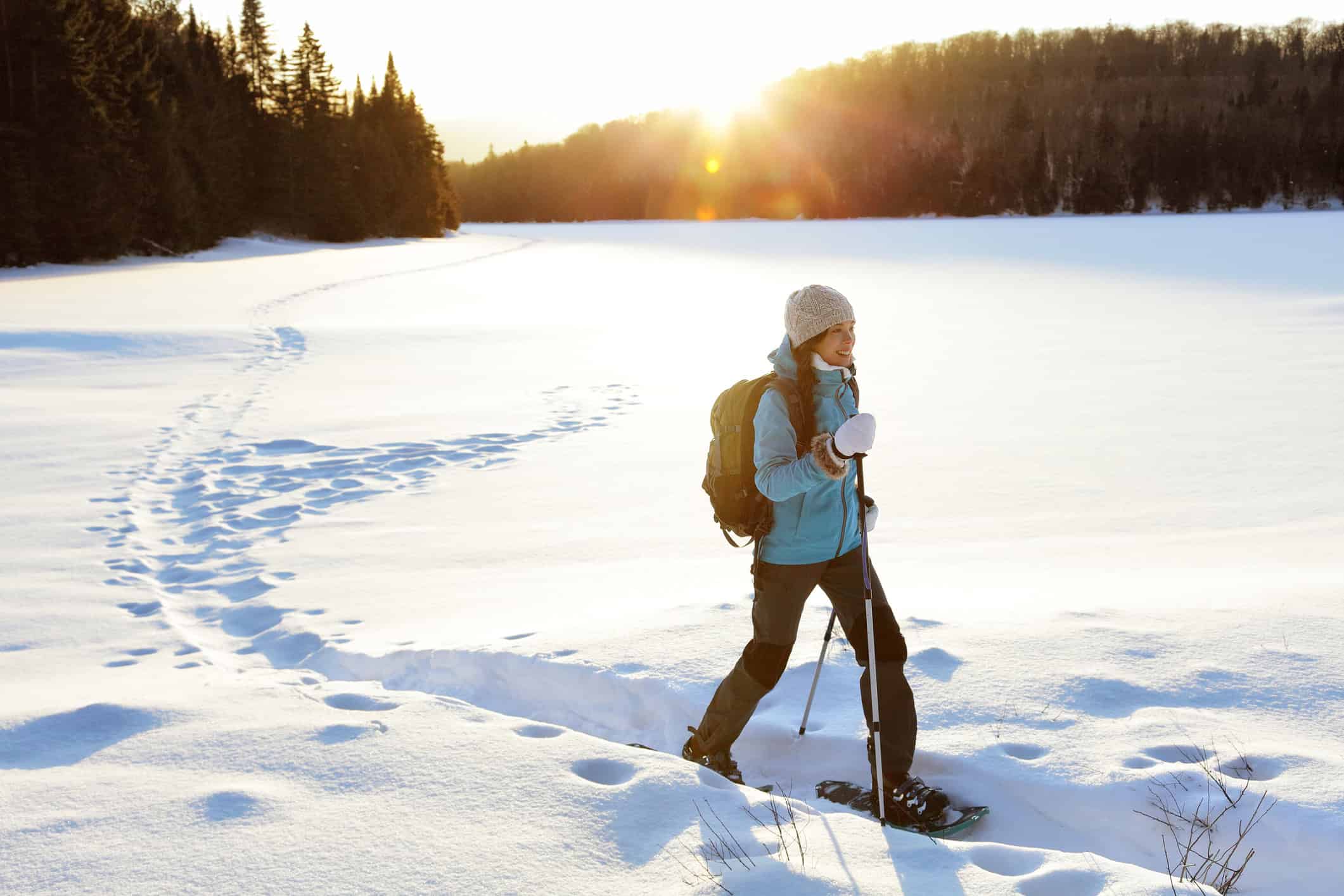 woman skiing in the snow 
