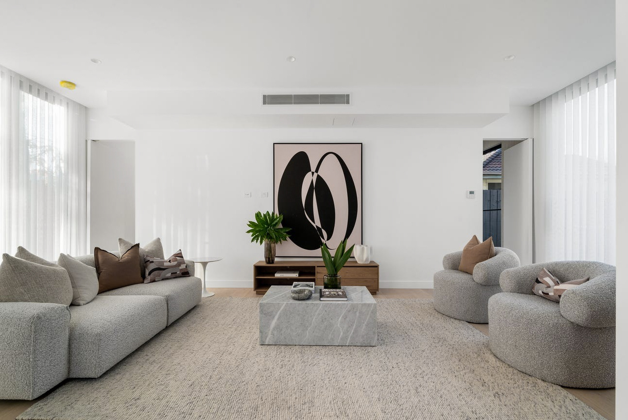 Glue-Down vs Floating Floors: Pros and Cons 