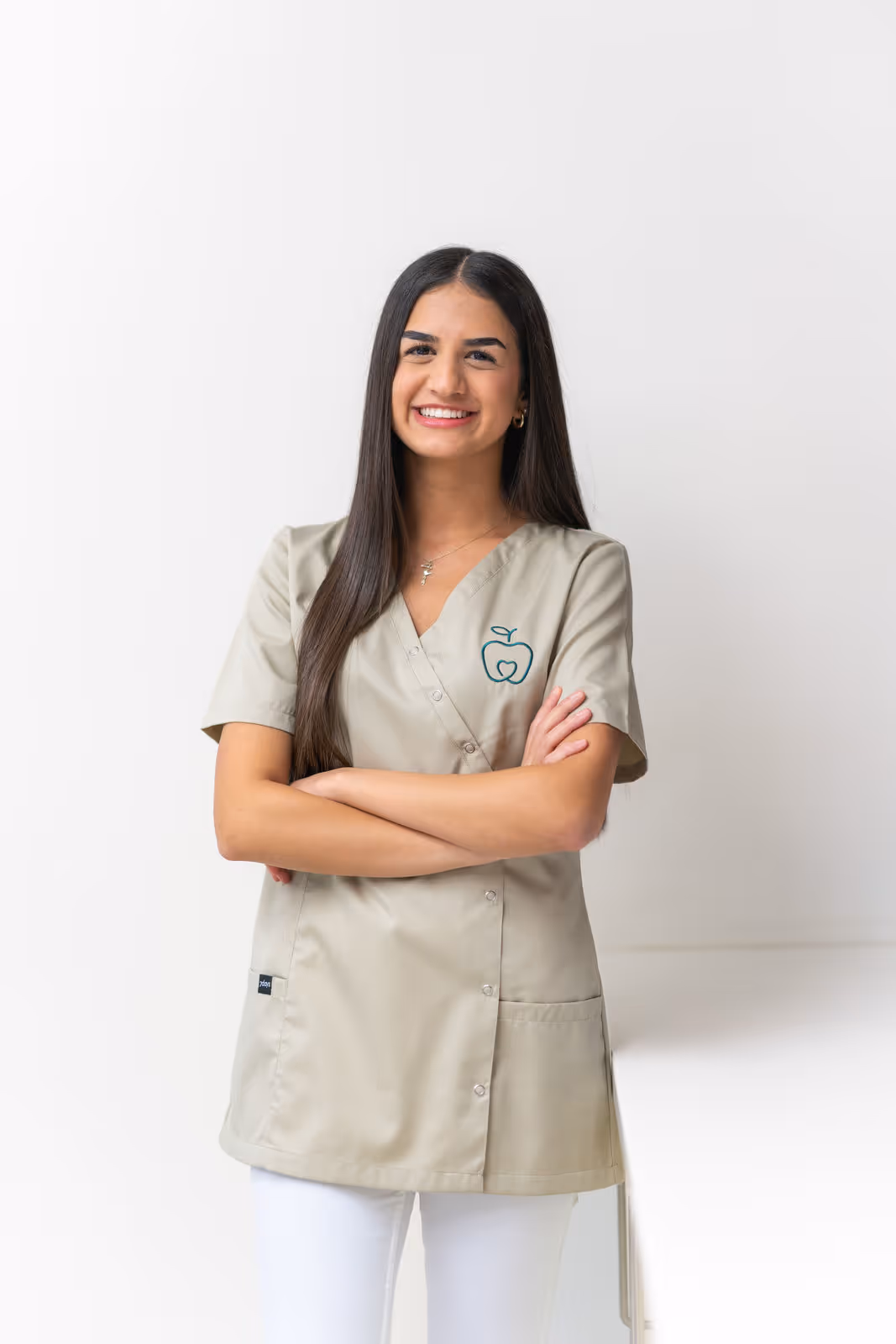 Mitarbeiterin Ayca bei Dr. Michael Kollreider