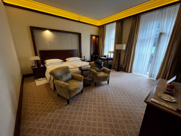 Deluxe Zimmer im Excelsior Hotel Ernst Köln