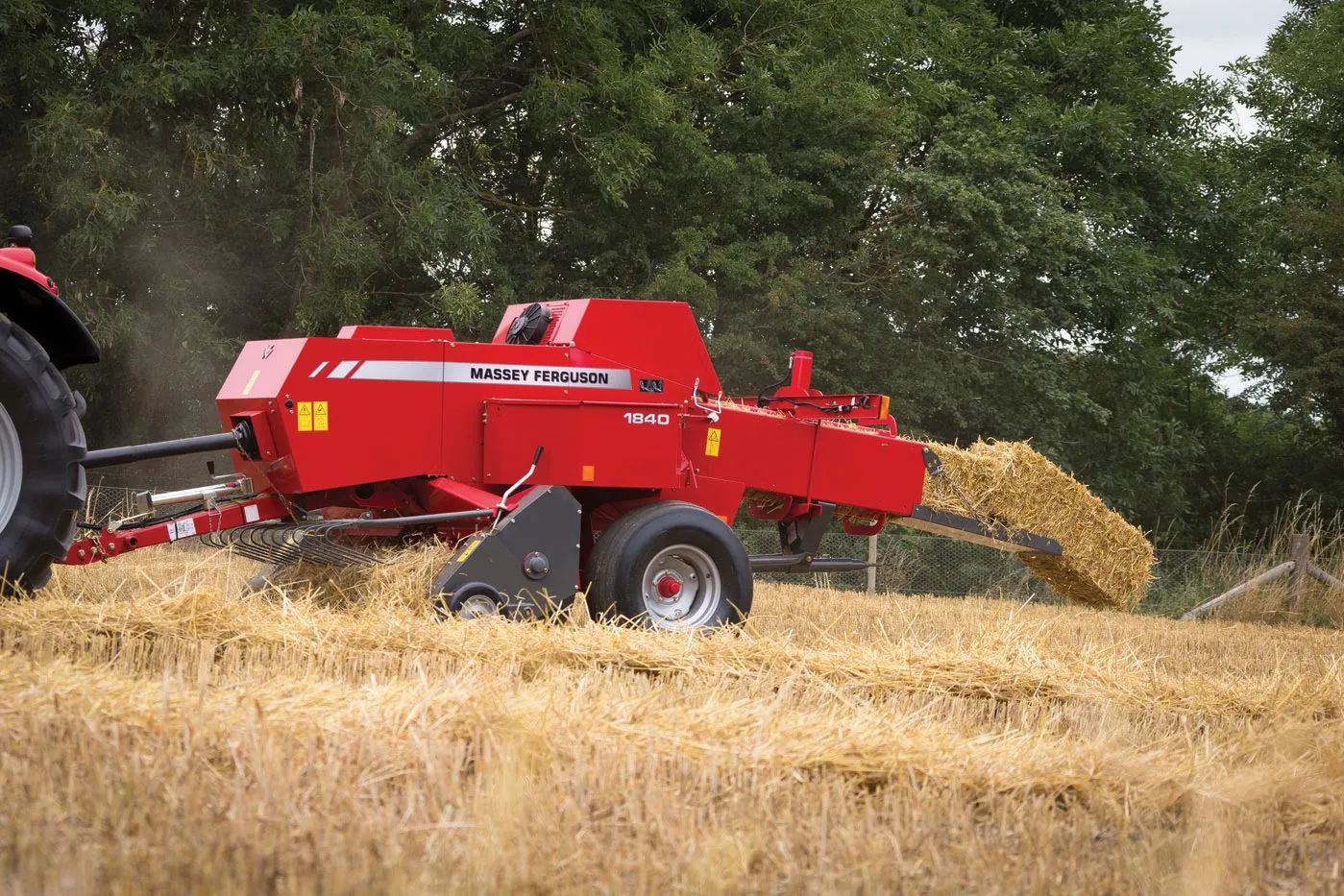 Lis Massey Ferguson SB 1840 při práci