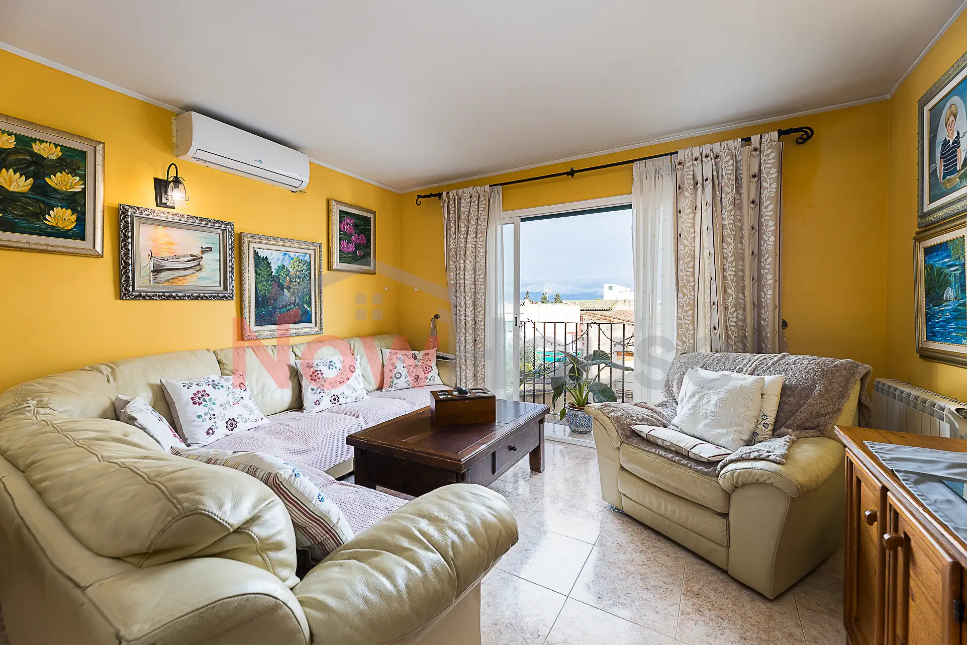 Piso en venta en Calle Josep Tomàs Renteria