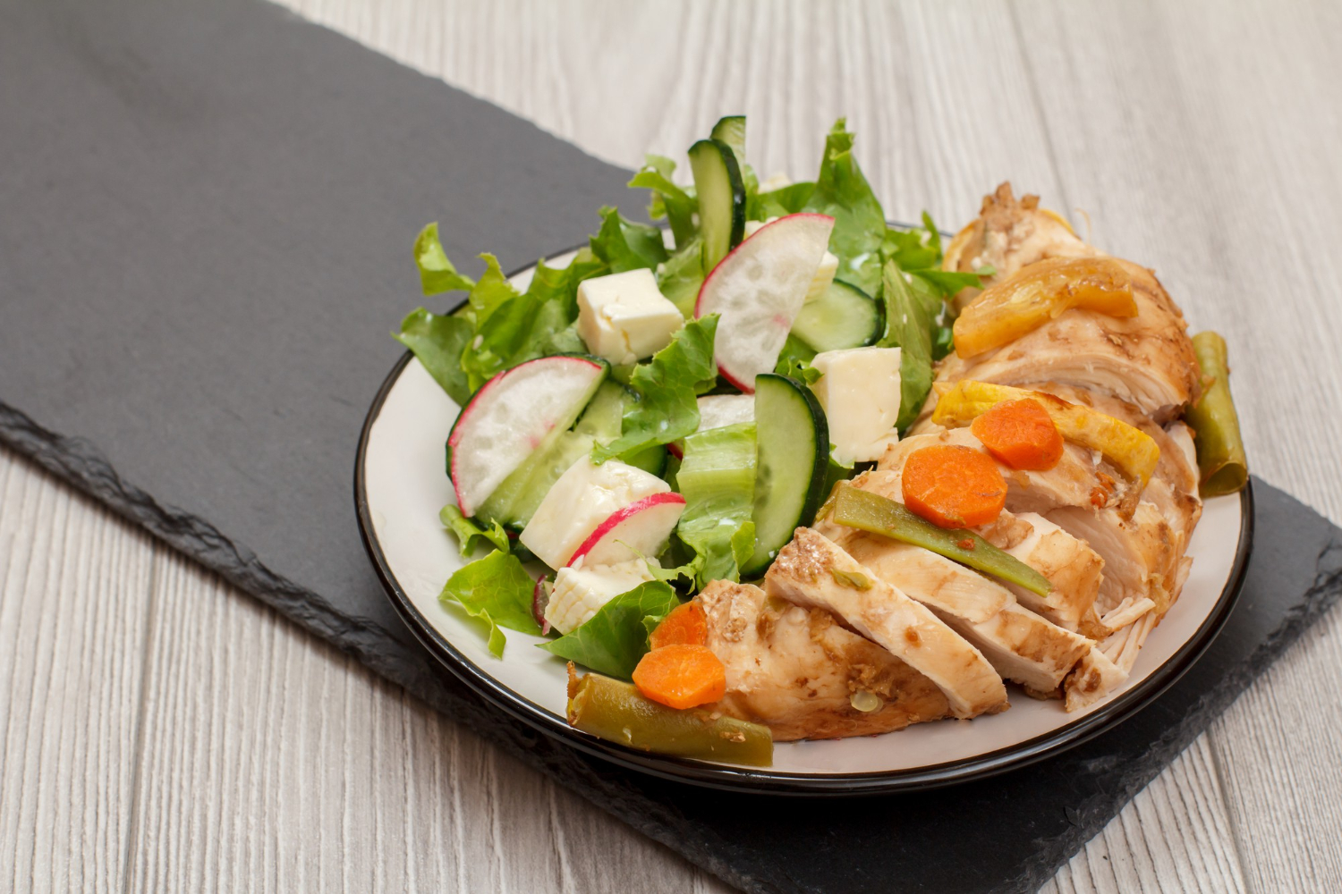 Colorful high-protein meal ideas showcasing various calorie levels, relevant for women over 40 seeking nutritious options.