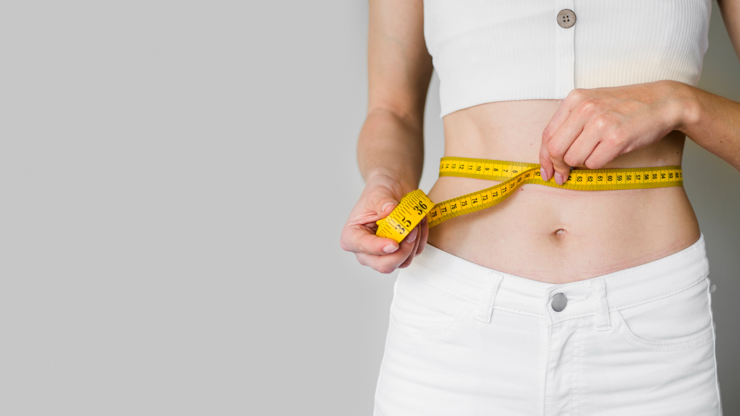 7-day calorie deficit diet plan for women over 40, illustrating meal options relevant to Dr. Nowzaradan's 1200 calorie guide.