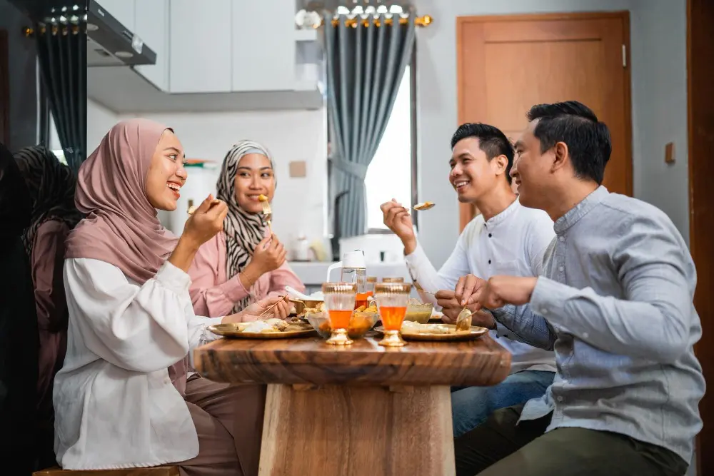 Ruang Makan, Momen Utama Berbuka