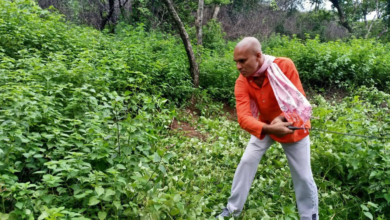 Denny thomas chempazha, denny amrithagiri