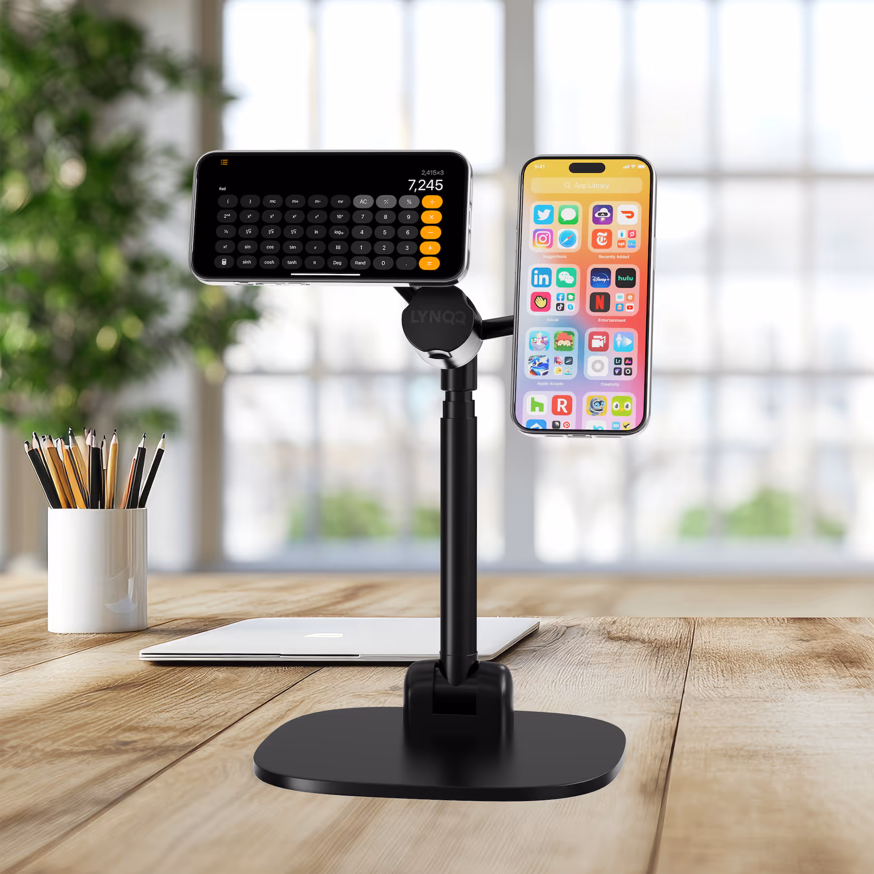 LYNQQ™ Desktop Mount