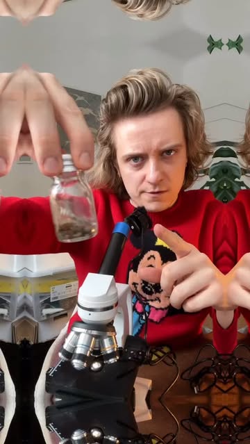 Okładka rolki: czy Afrodyta była Cypryjką jak Halloumi?