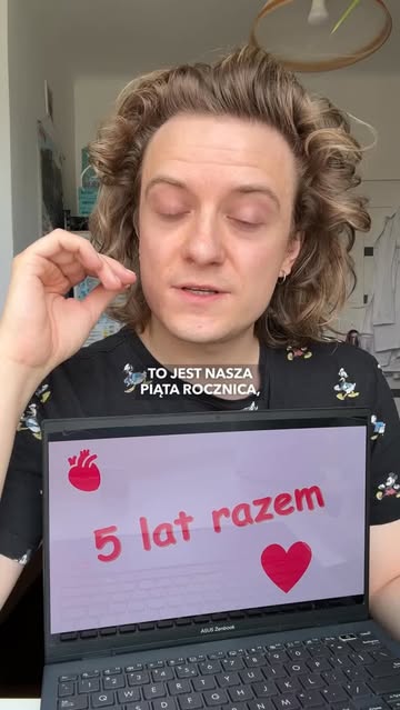 Okładka rolki: piąta rocznica ❤️ DREWNIANA