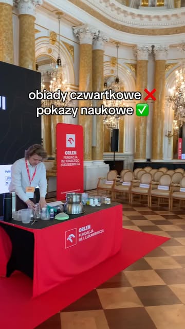 Okładka rolki: Ostatnio miałem niebywałą przyjemność przeprowadzić pokaz naukowy na Zamku Królewskim w Warszawie. @