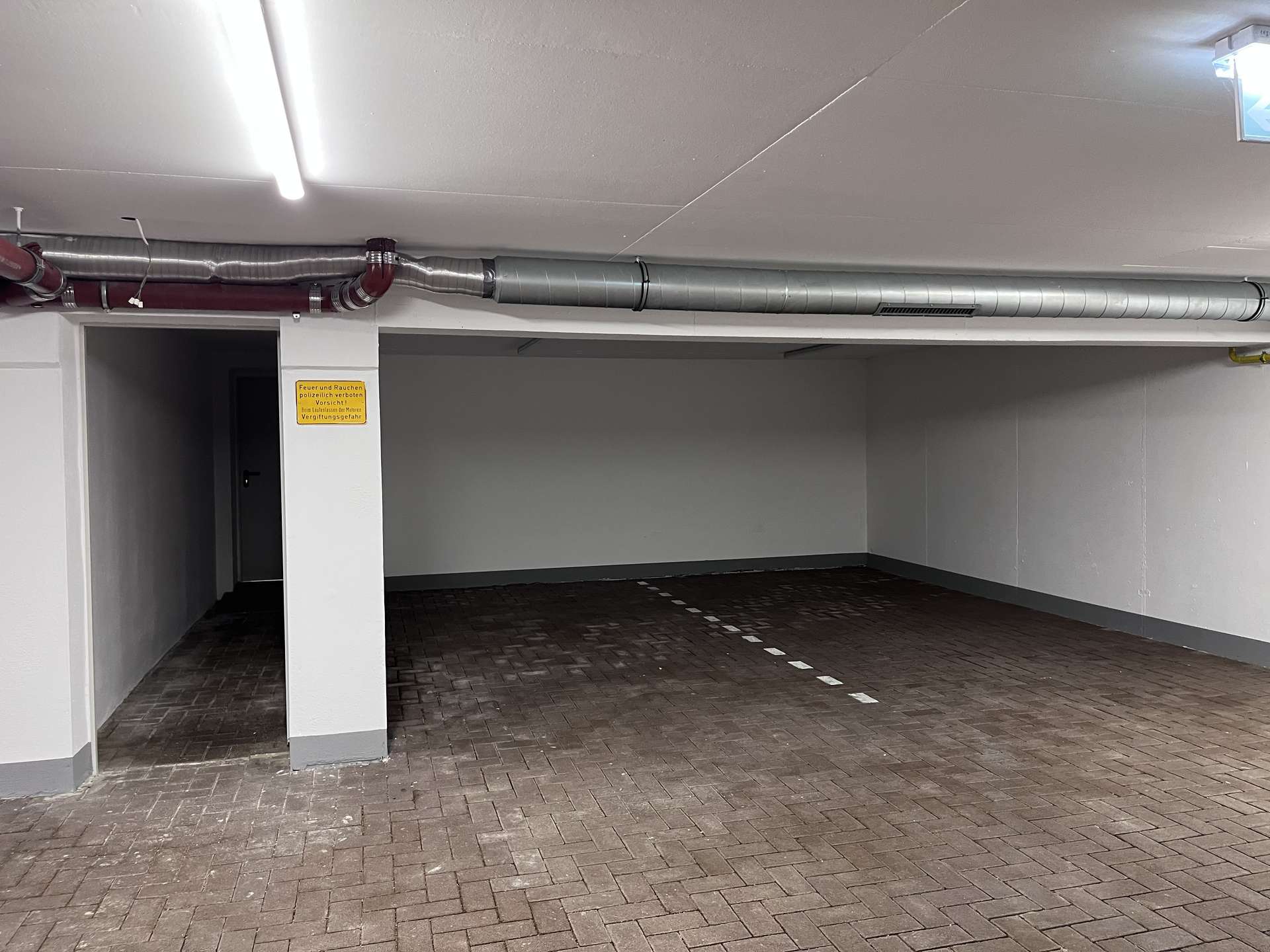 Tiefgaragenstellplatz