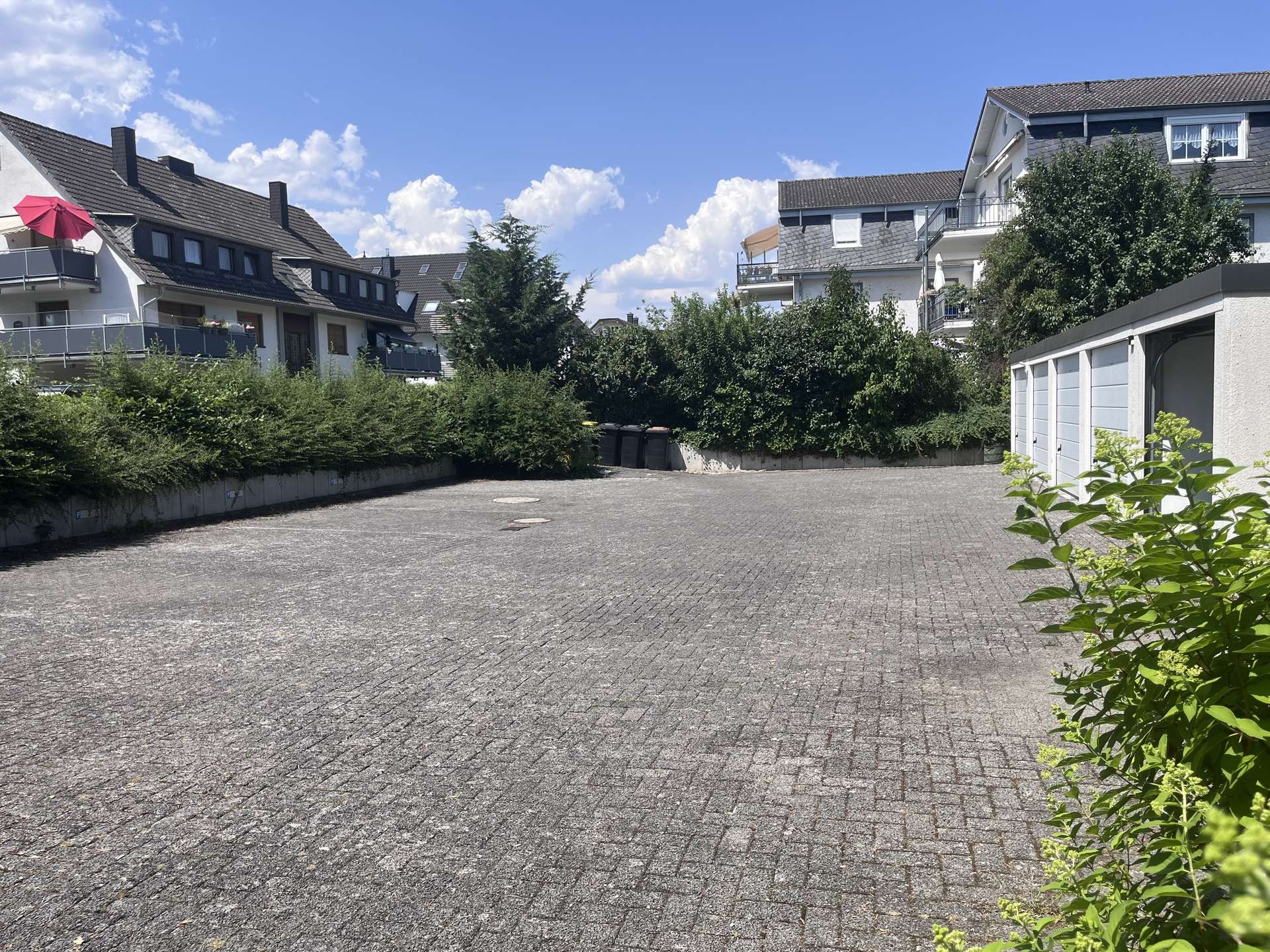 Pkw-Stellplätze