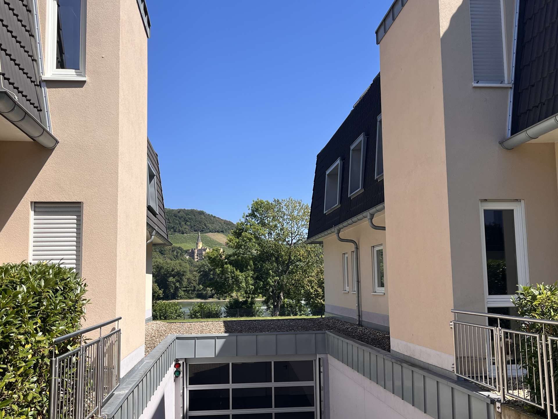 Blick auf Schloss Arenfels