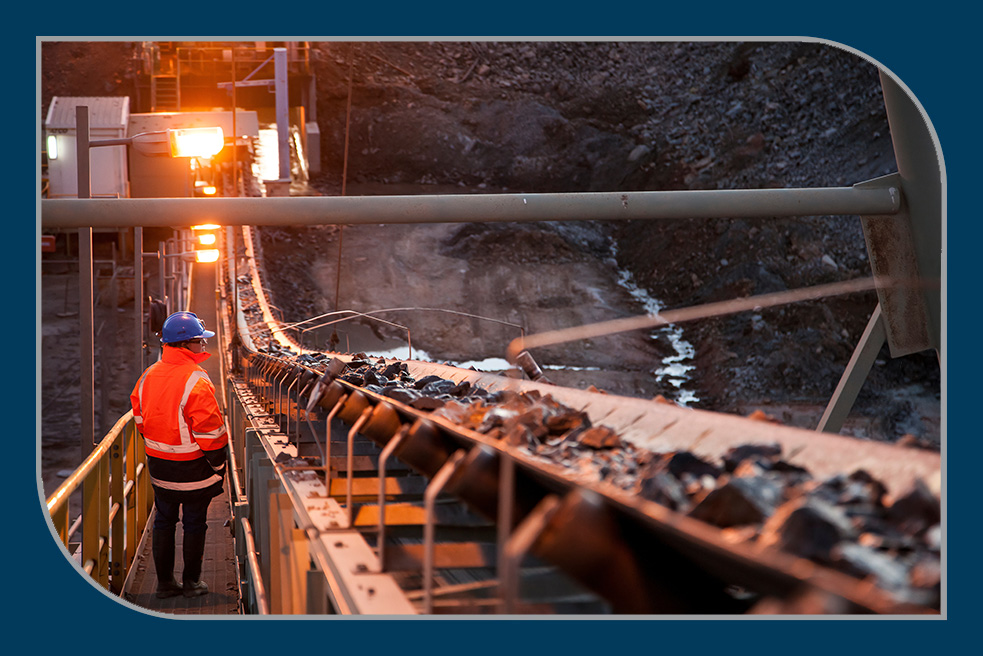 How do mechanical seals improve uptime and safety in mining industry pump systems?