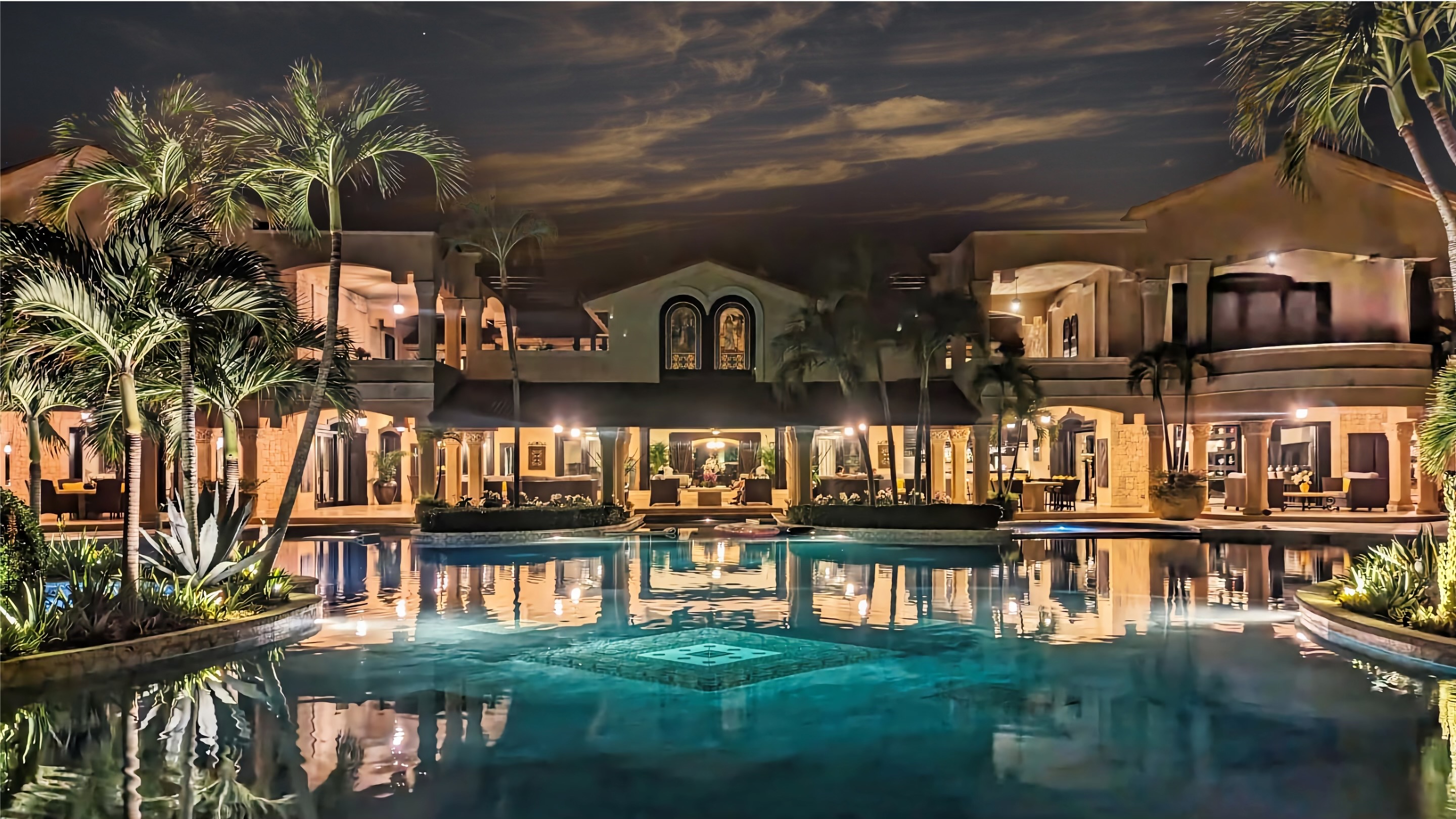 Resort Img