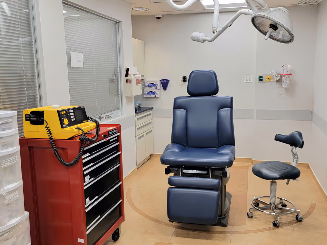 Prasad Cosmetic Surgery Garden City Long Island - examination room 2