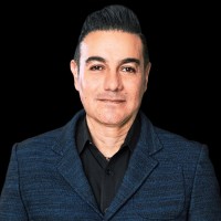 Oscar Farrera, SalesMind AI customer sharing feedback on precise prospecting and networking