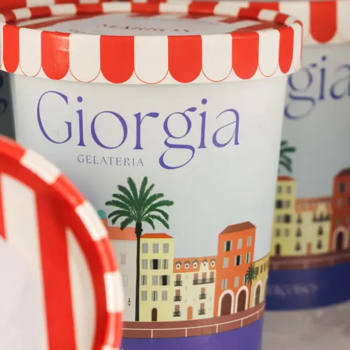 Zoom pot de Glace Giorgia en vitrine 