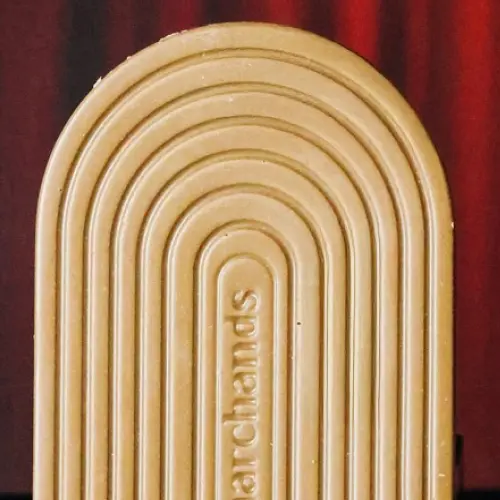 Zoom sur tablette chocolat blond