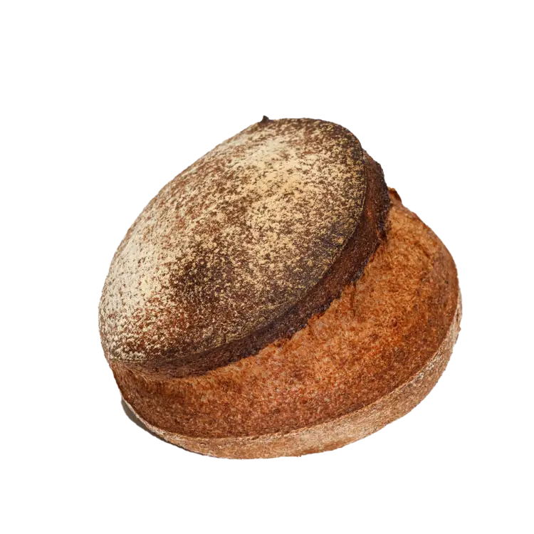 Pain complet sur fond blanc