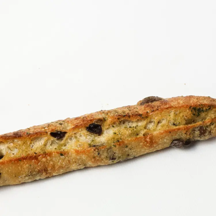 Zoom sur la composition de la ficelle aux olives