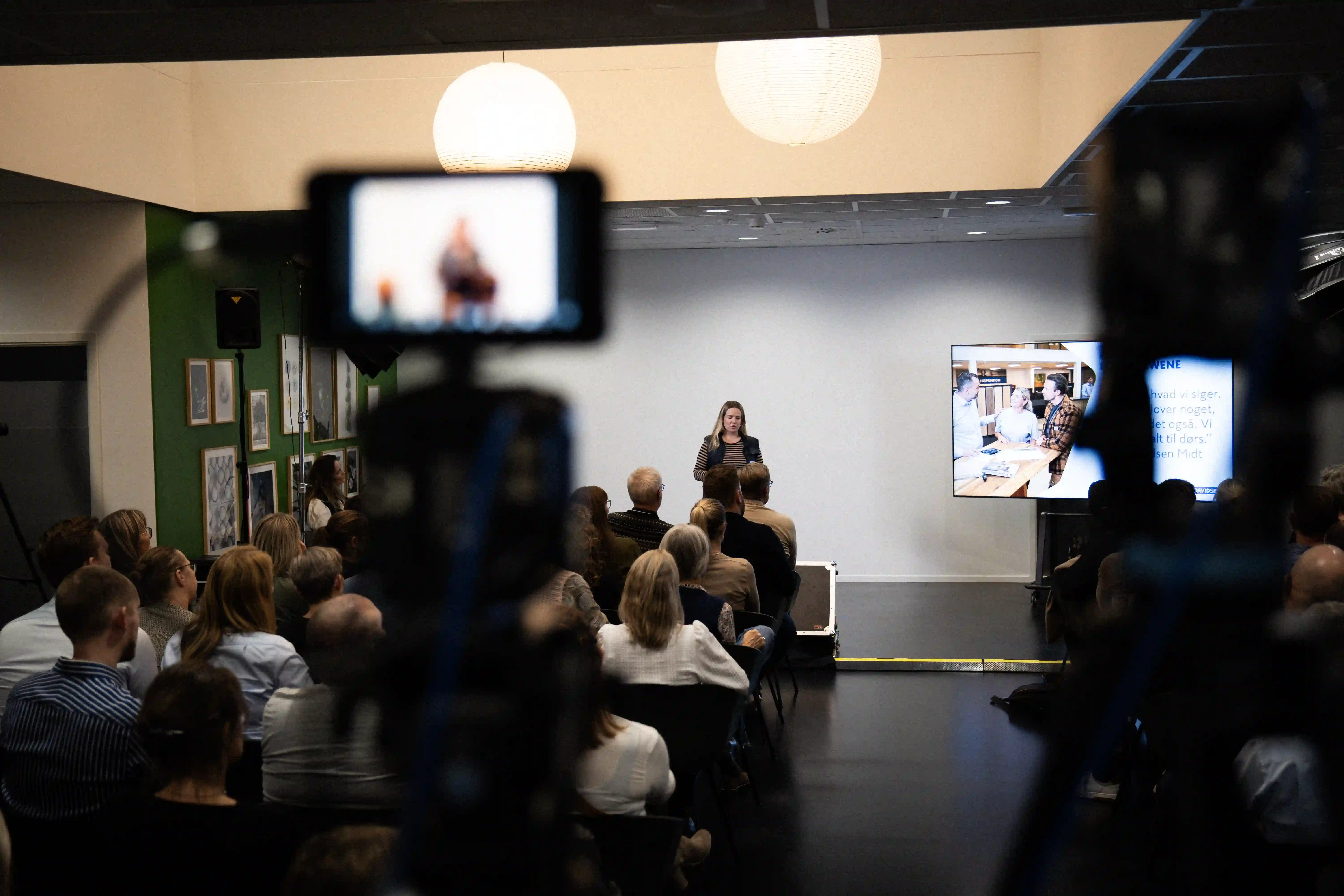 Intern video konference til 42 afdelinger