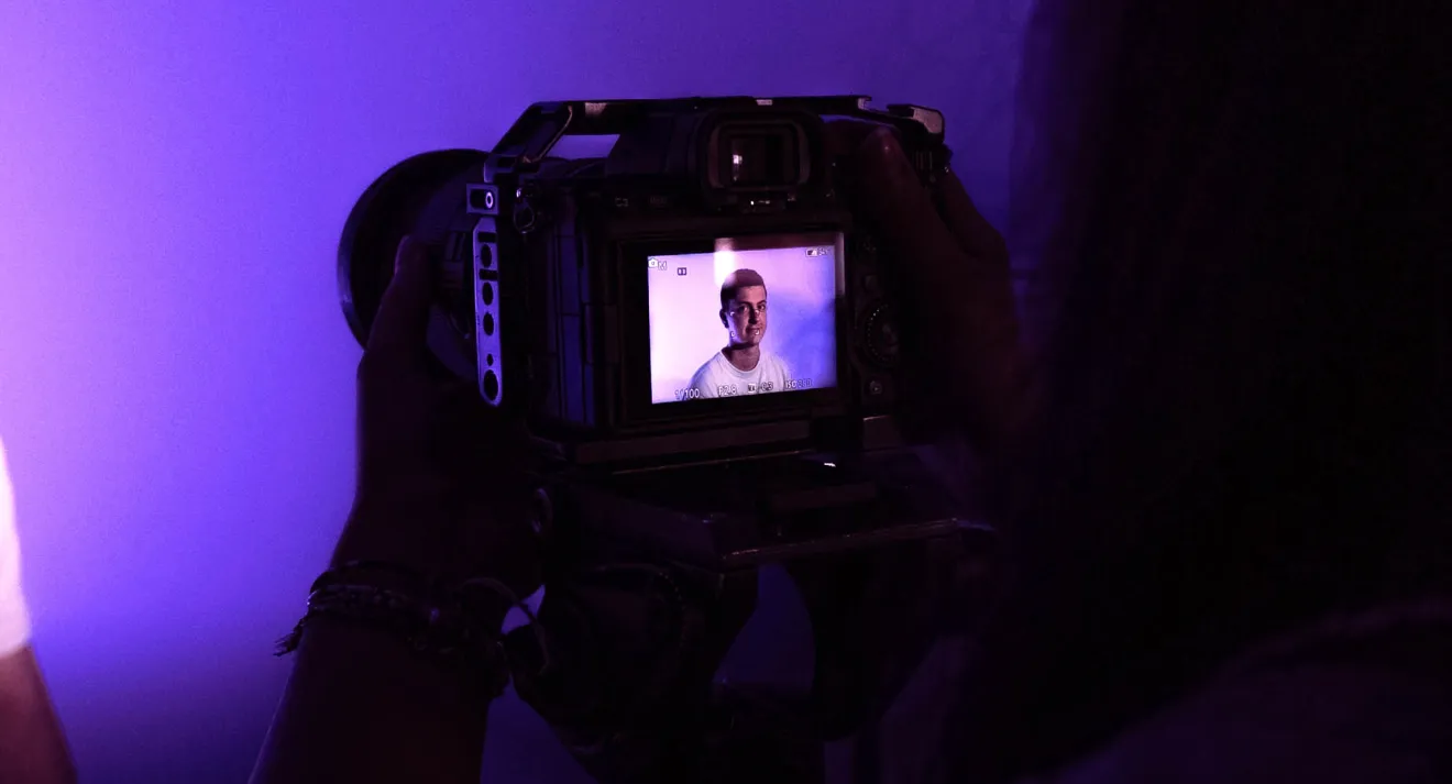 Teaser vs bande-annonce vs aftermovie : différences, objectifs, durées (2026) - couverture editoriale JumpStart Studio