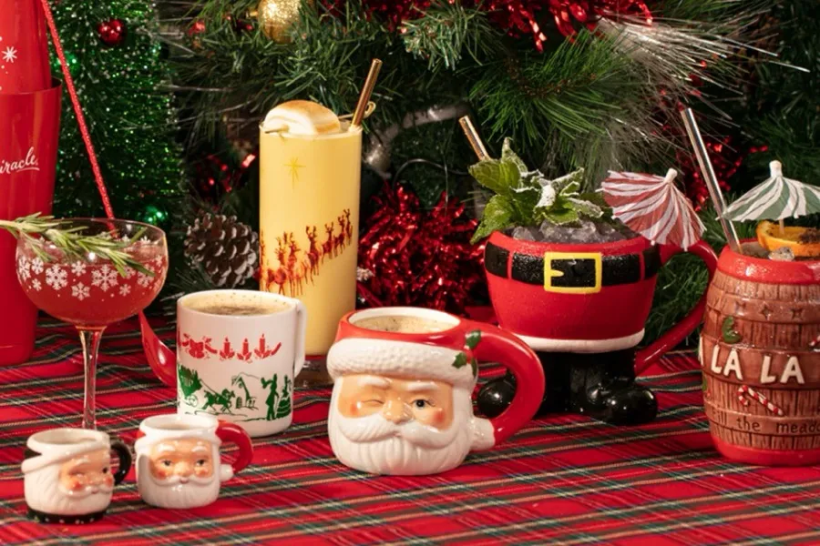 Miracle Christmas Bar - San José, Costa Rica