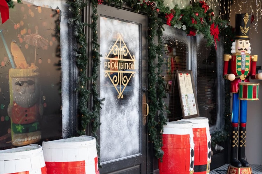 Sippin' Santa - Charleston, SC