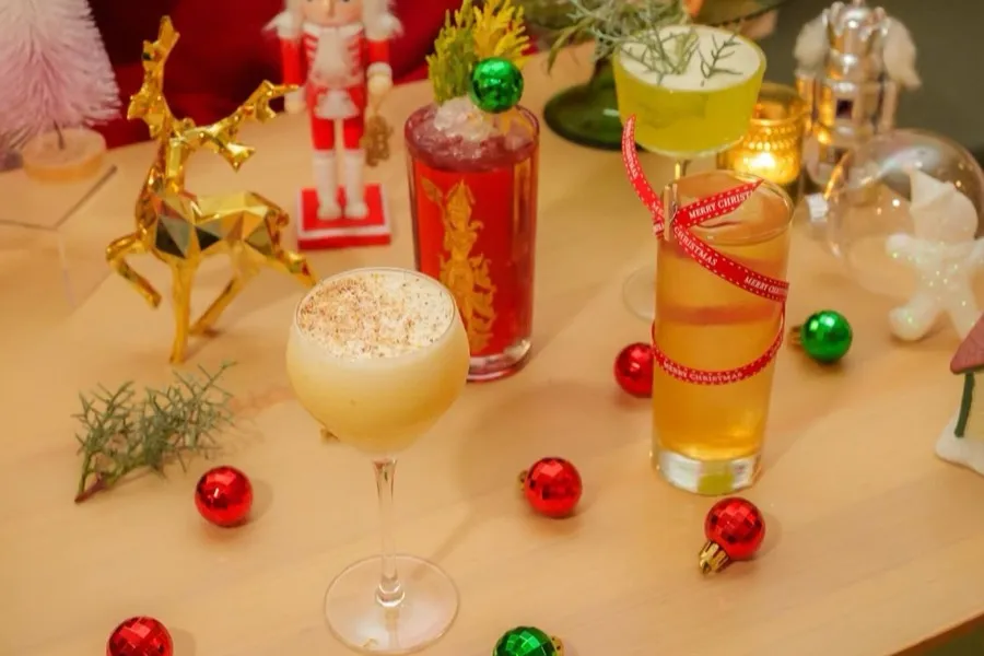 The Jaguar Paw Xmas Bar - San Diego, CA