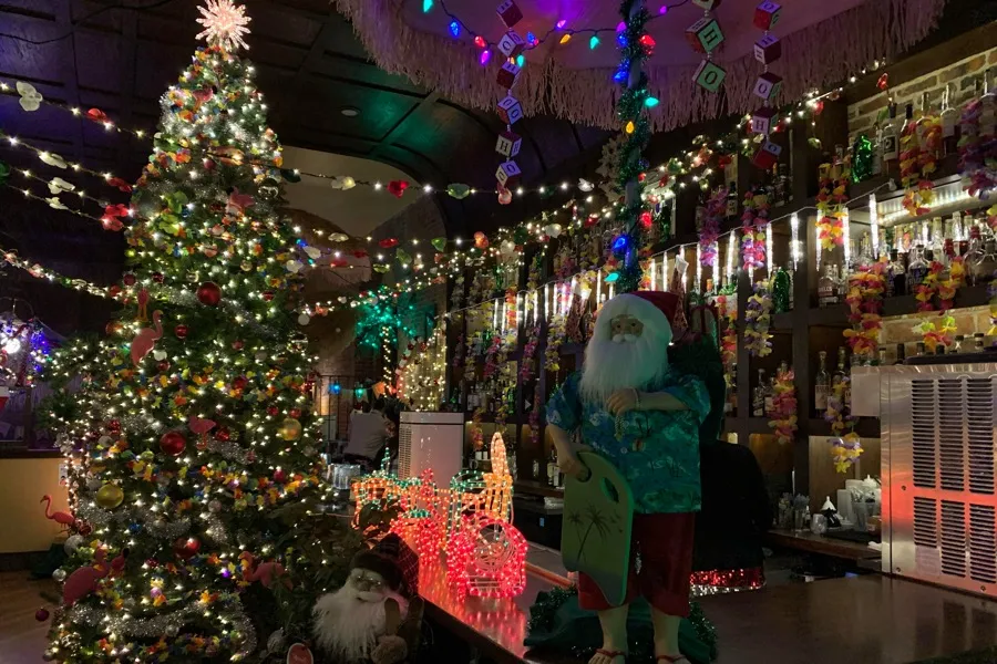 Sippin' Santa Bar - St. Louis, MO