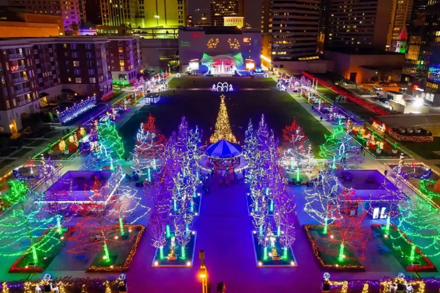 Wanderlights at Columbus Commons - Columbus, OH
