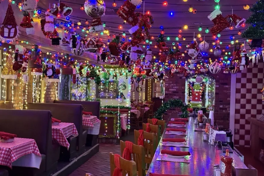 Stroud's Xmas Pop-Up Bar, Twinkle, -Overland Park, KS