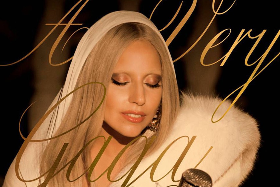 Lady Gaga - A Very Gaga Holiday 