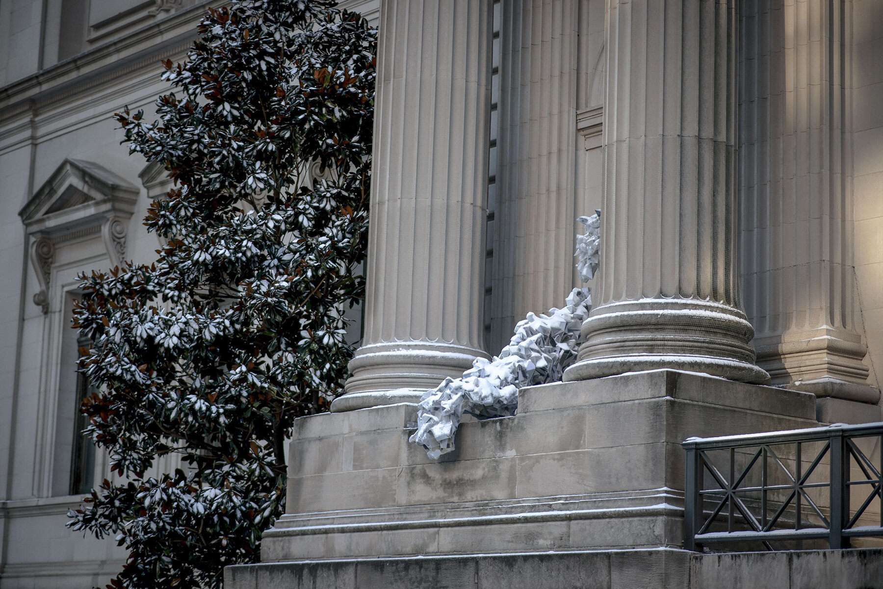 liu wei to transform the MET's facade with site-specific sculpture