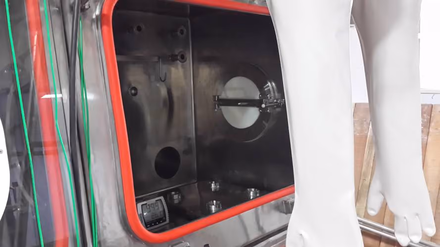 Standard Group chemical resistant isolators 2